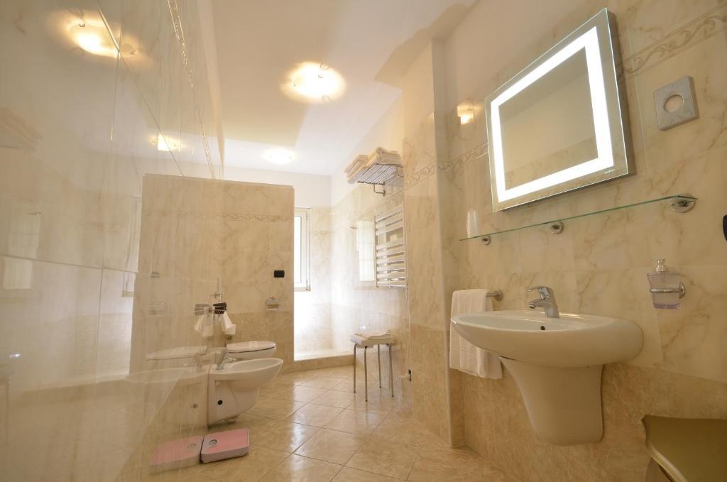 Relais Du Lac Desenzano del Garda Room photo